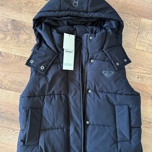 Roxy Black Water-Resistant Vest